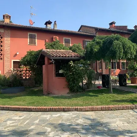 La Vecchia Cascina Rossa Gasthof *