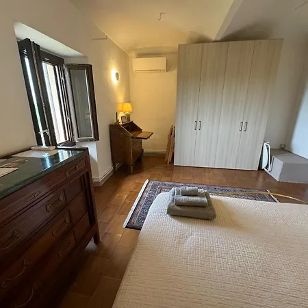 Pensjonat La Vecchia Cascina Rossa *